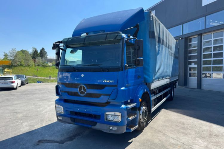 Mercedes-Benz Axor 1833 4x2 - شاحنة ذات ستائر جانبية: صورة 1 Mercedes-Benz Axor 1833 4x2 - شاحنة ذات ستائر جانبية: صورة 1