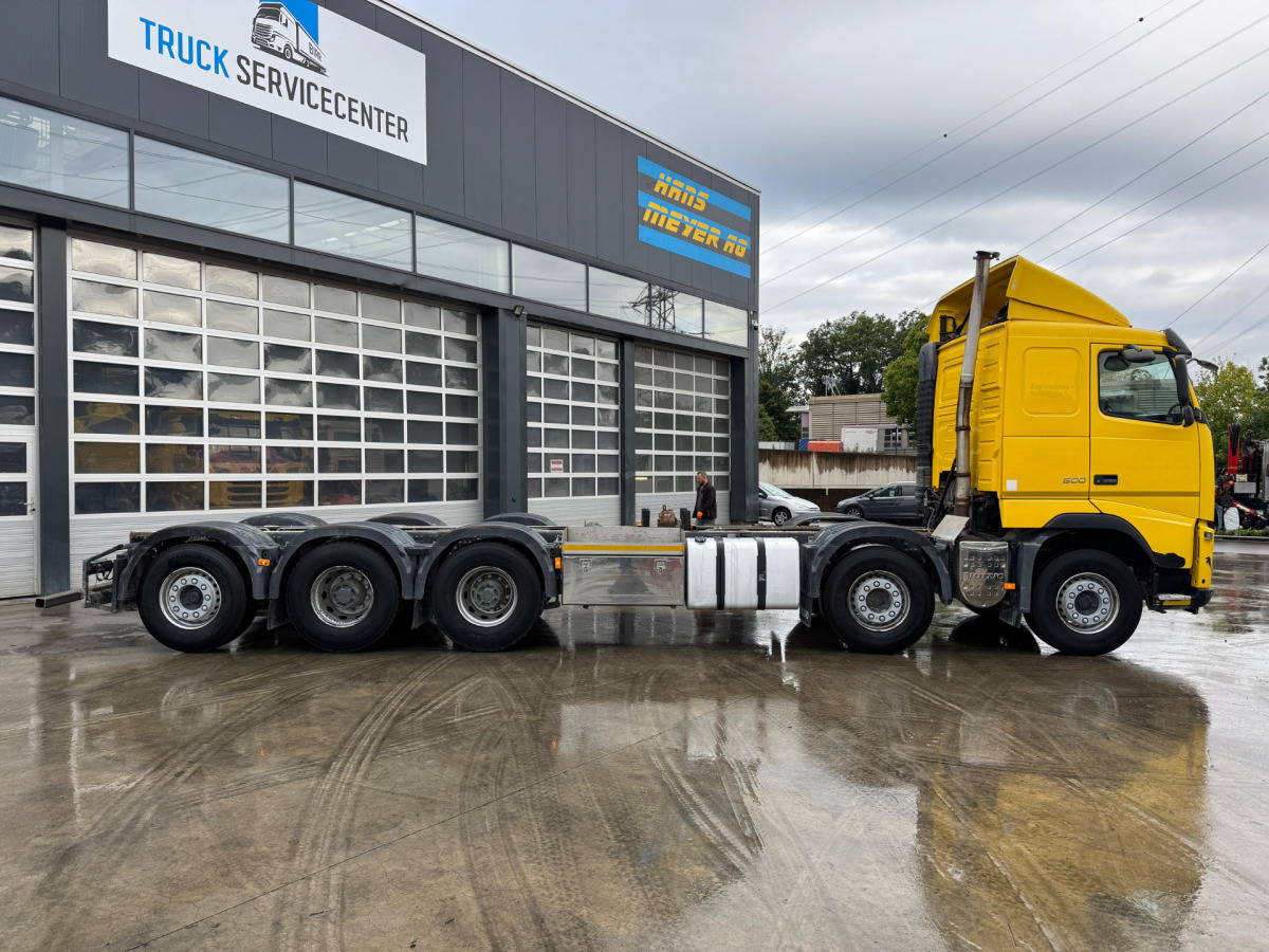 VOLVO FH-500 10x4 - شاحنة بهيكل معدني للمقصورة: صورة 4 VOLVO FH-500 10x4 - شاحنة بهيكل معدني للمقصورة: صورة 4