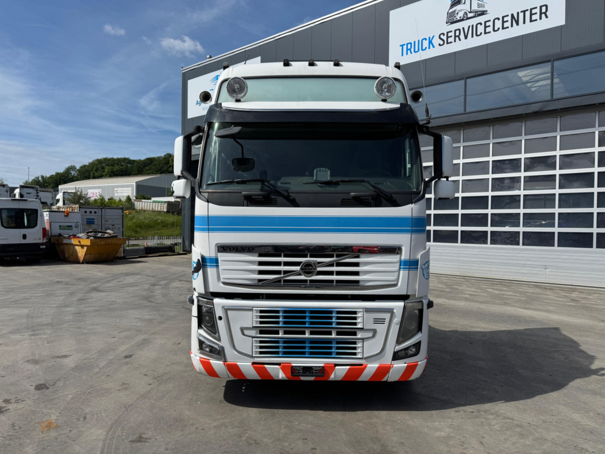 VOLVO FH16-750 6x2 - رأس تريلا: صورة 2 VOLVO FH16-750 6x2 - رأس تريلا: صورة 2