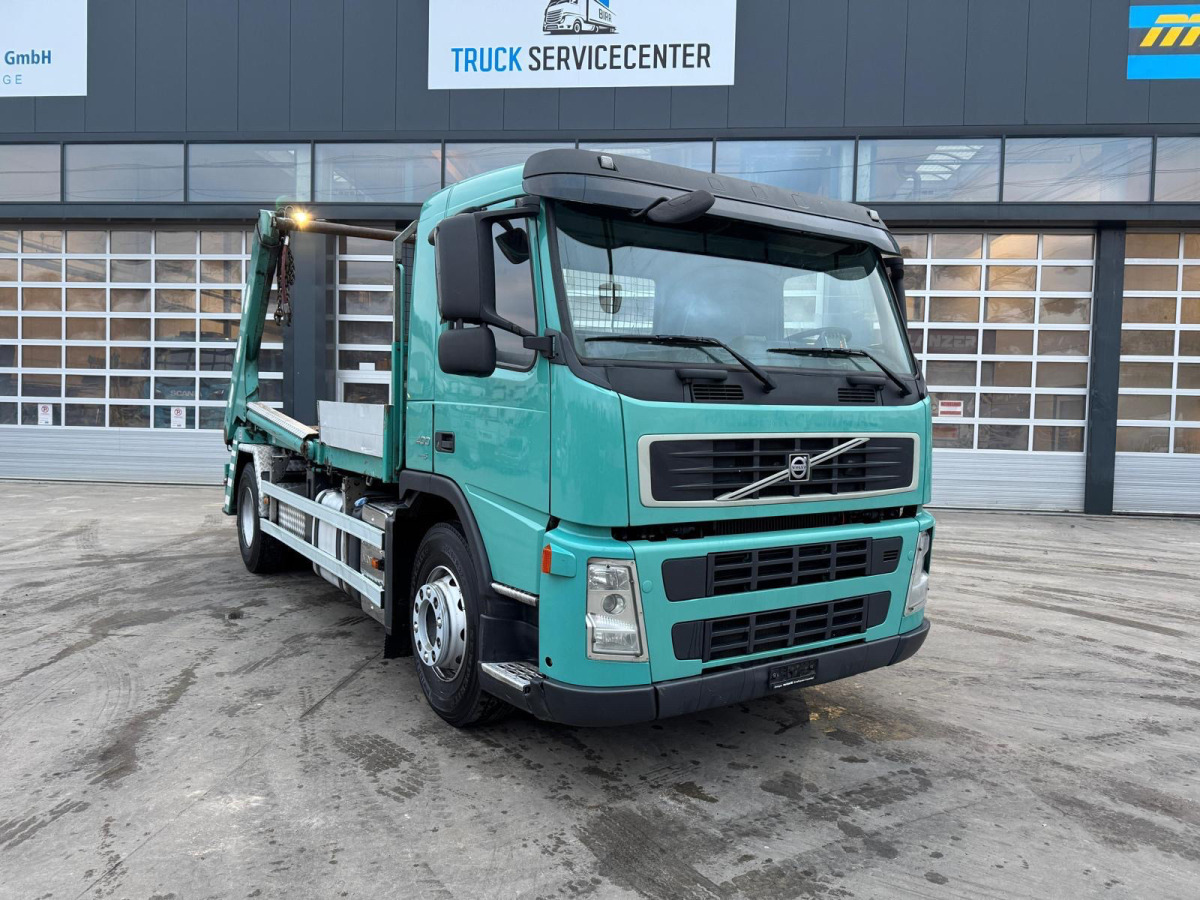 VOLVO FM-400 4x2 UT GIGANT 18T - شاحنة لودر انزلاقي: صورة 3 VOLVO FM-400 4x2 UT GIGANT 18T - شاحنة لودر انزلاقي: صورة 3