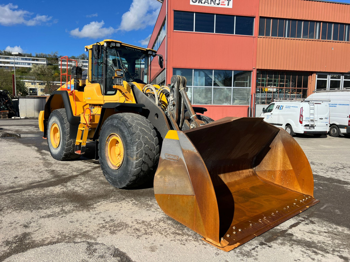 VOLVO L180H - اللودر بعجل: صورة 1 VOLVO L180H - اللودر بعجل: صورة 1