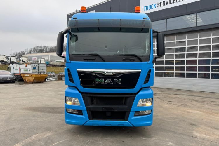 Volvo FH-420 4x2 Retarder MAN TGX 33.520 6x4 - مقطورة السحب: صورة 2 Volvo FH-420 4x2 Retarder MAN TGX 33.520 6x4 - مقطورة السحب: صورة 2