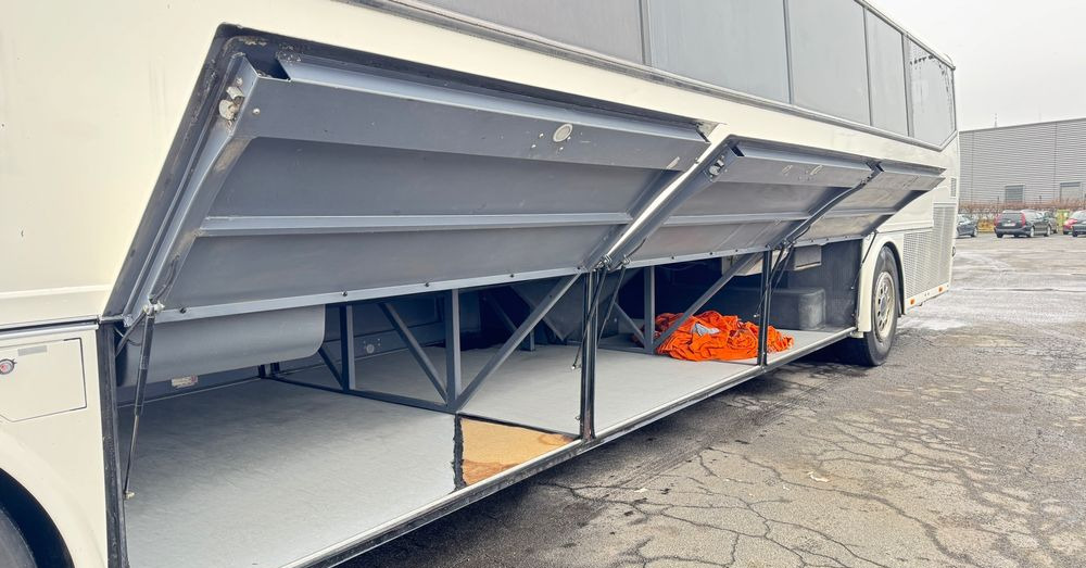 Bova FLD127 Futura / 13m / Klima / 65 miejsc / Cena 63500 zł netto - حافلة نقل لمسافات طويلة: صورة 5 Bova FLD127 Futura / 13m / Klima / 65 miejsc / Cena 63500 zł netto - حافلة نقل لمسافات طويلة: صورة 5
