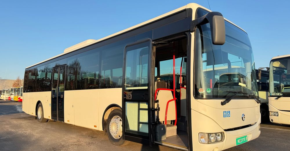 Irisbus Crossway LE / KLIMA / automat / 45 foteli / niskowejściowy / Cena: 115000zł netto - حافلة المدينة: صورة 1 Irisbus Crossway LE / KLIMA / automat / 45 foteli / niskowejściowy / Cena: 115000zł netto - حافلة المدينة: صورة 1