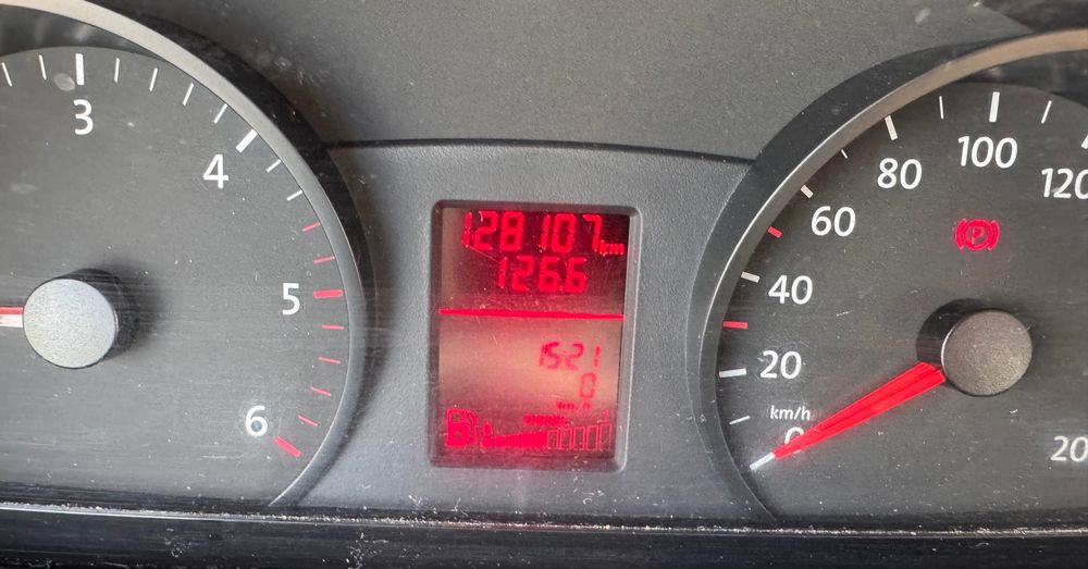 تأجير  Volkswagen Crafter / KLIMATYZACJA / 23 miejsca / 128000km przebieg !!/ Cena:139000 zł netto Volkswagen Crafter / KLIMATYZACJA / 23 miejsca / 128000km przebieg !!/ Cena:139000 zł netto: صورة 6