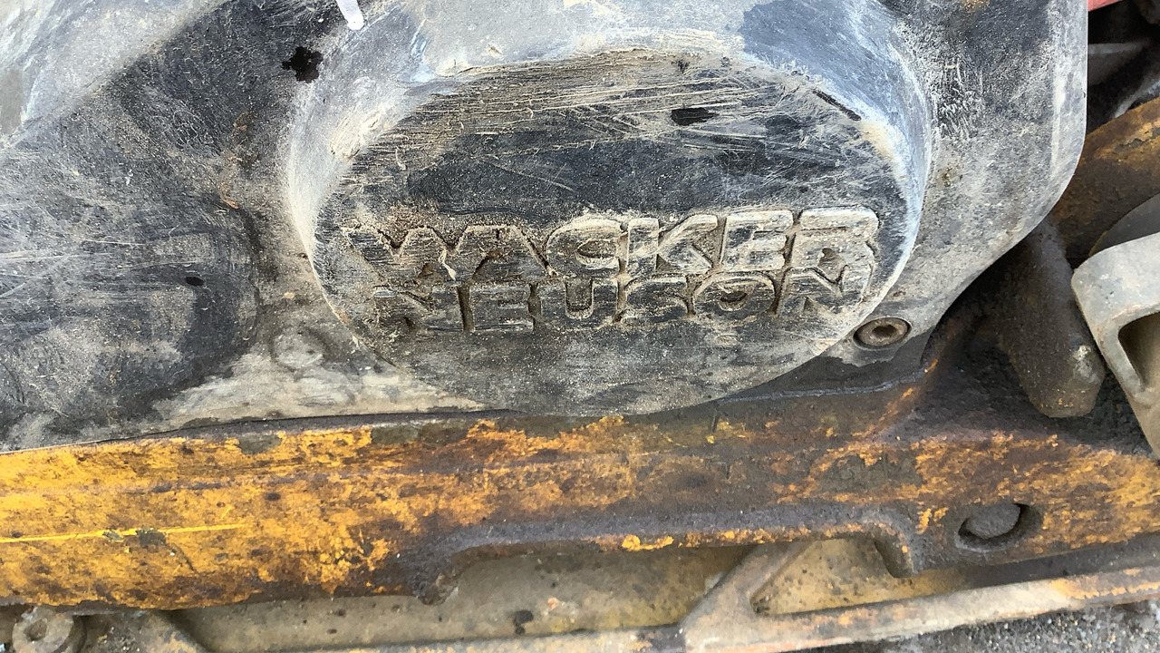 12" WACKER PLATE - معدات الانشاءات: صورة 4 12" WACKER PLATE - معدات الانشاءات: صورة 4