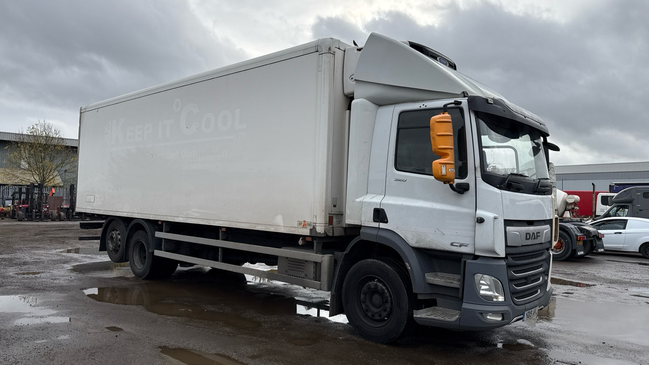 DAF CF 320 - شاحنة ذات مبرد: صورة 1 DAF CF 320 - شاحنة ذات مبرد: صورة 1