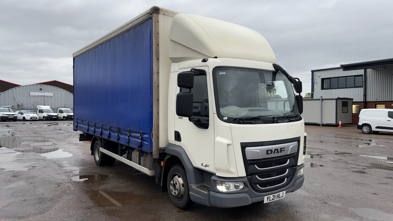 DAF LF 180 - شاحنة ذات ستائر جانبية: صورة 1 DAF LF 180 - شاحنة ذات ستائر جانبية: صورة 1
