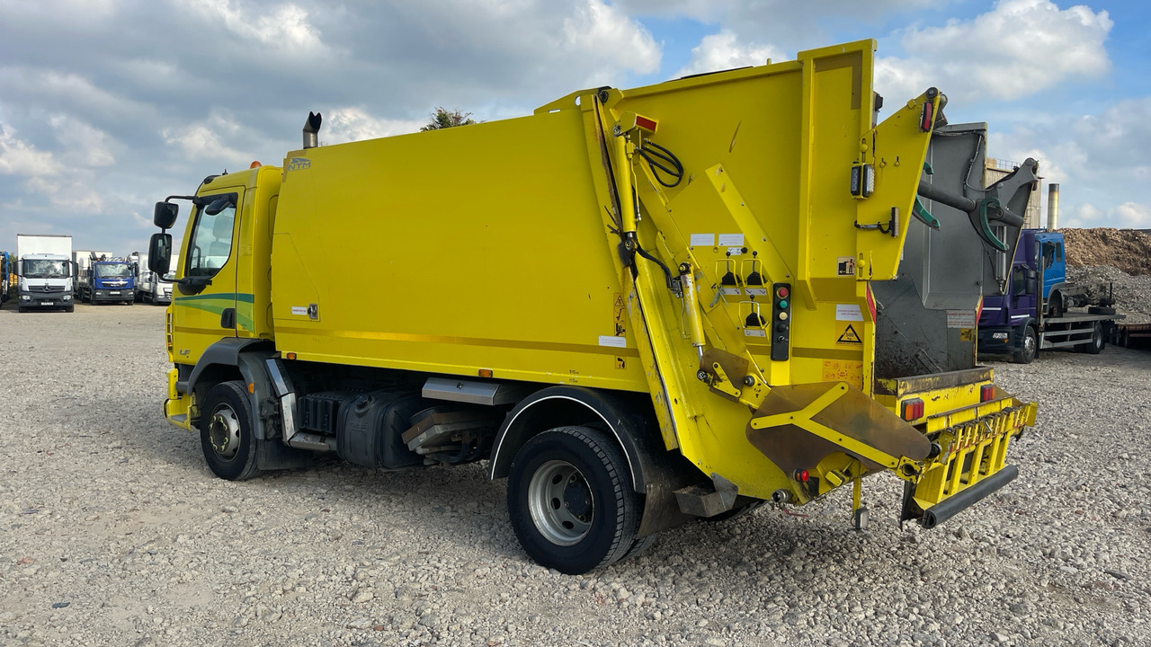DAF LF 220 - شاحنة قمامة: صورة 3 DAF LF 220 - شاحنة قمامة: صورة 3