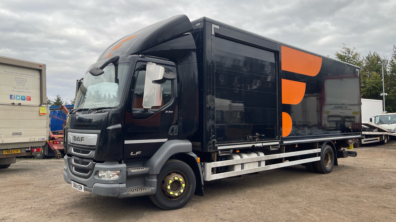 DAF LF 230 - شاحنة صندوقية: صورة 2 DAF LF 230 - شاحنة صندوقية: صورة 2