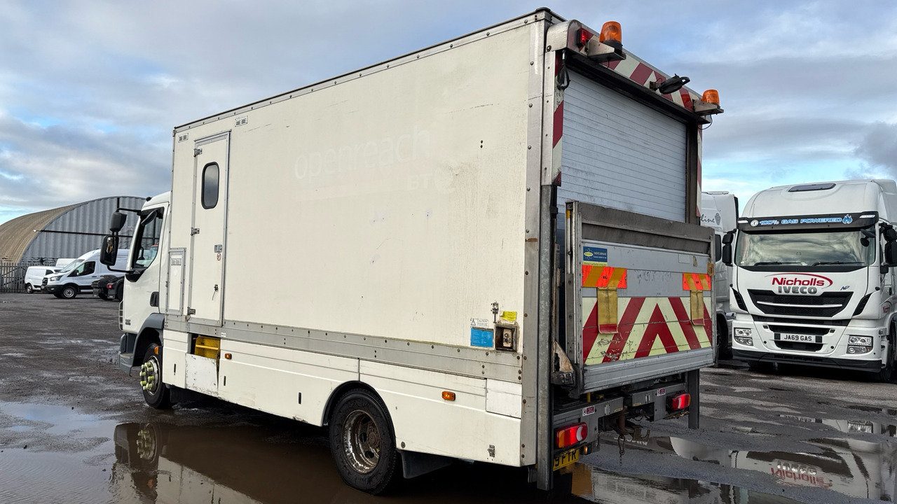 DAF LF 45.180 - شاحنة صندوقية, سيارة خدمات/ سيارة خاصة: صورة 3 DAF LF 45.180 - شاحنة صندوقية, سيارة خدمات/ سيارة خاصة: صورة 3