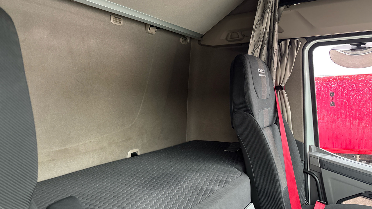 رأس تريلا DAF XF 530: صورة 13 رأس تريلا DAF XF 530: صورة 13
