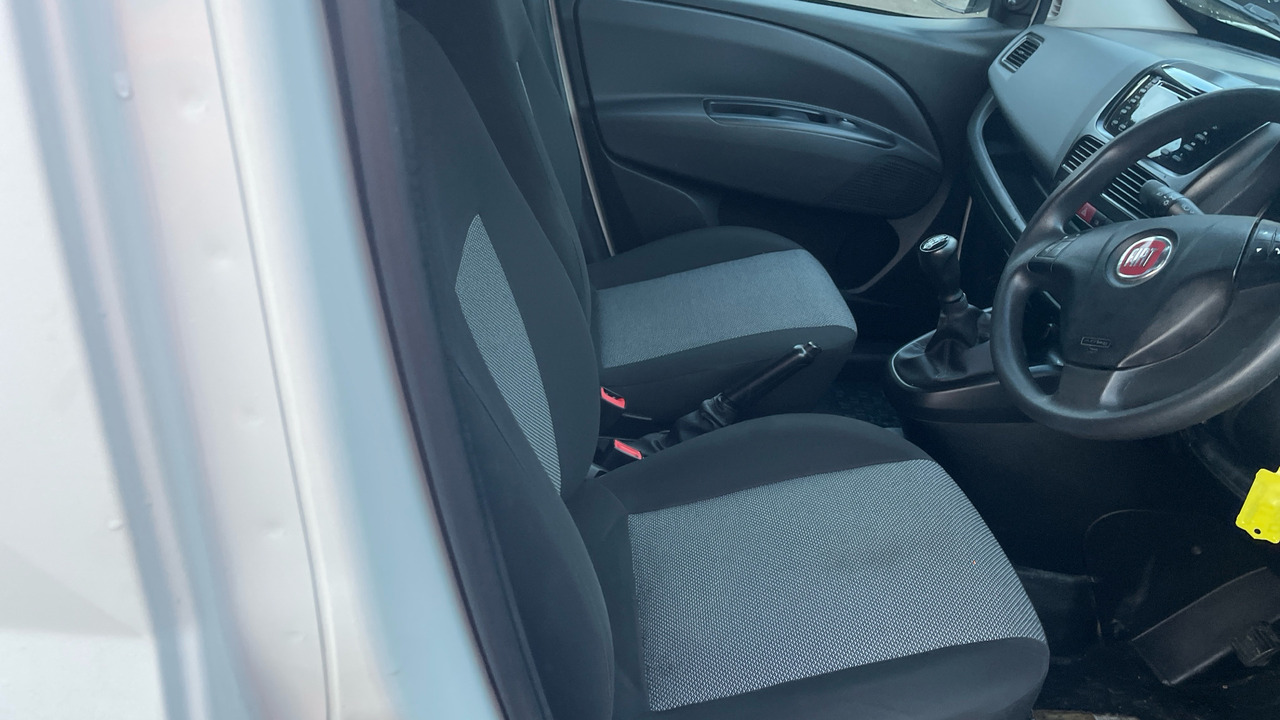 FIAT DOBLO 1.3 16V - فان المدمجة: صورة 5 FIAT DOBLO 1.3 16V - فان المدمجة: صورة 5