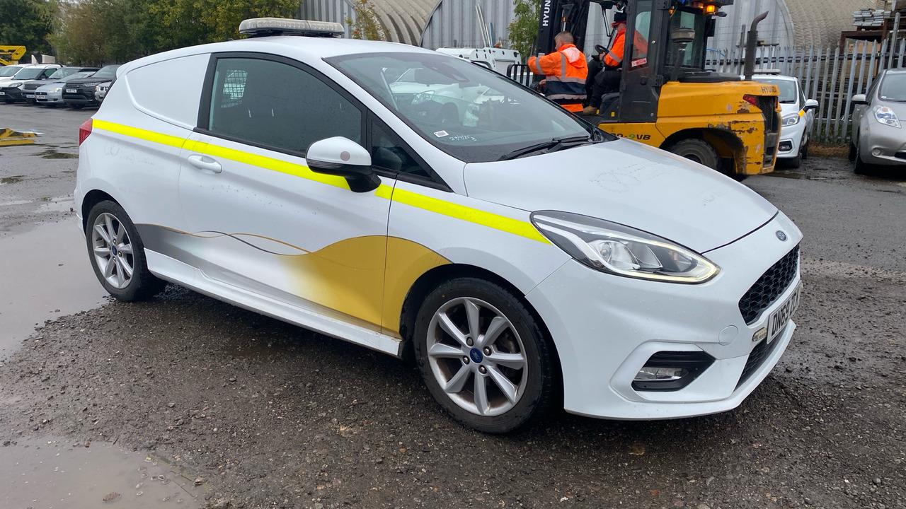 FORD FIESTA 1.5 TDCI 85PS - سيارة: صورة 1 FORD FIESTA 1.5 TDCI 85PS - سيارة: صورة 1