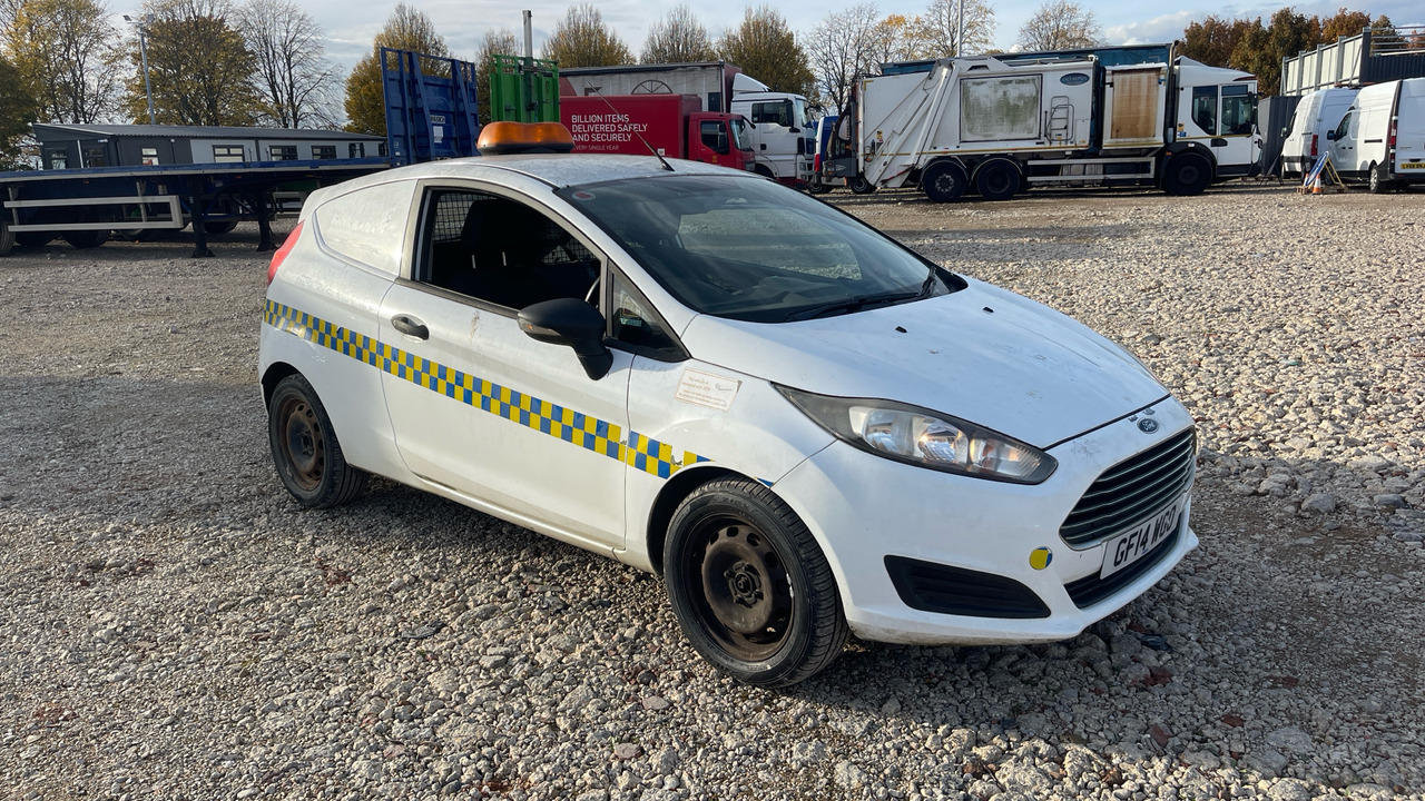 FORD FIESTA 1.5 TDCI - سيارة: صورة 1 FORD FIESTA 1.5 TDCI - سيارة: صورة 1