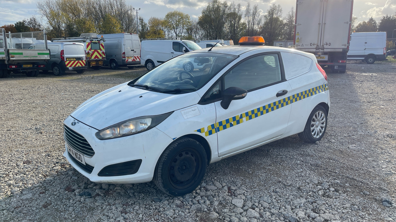 FORD FIESTA 1.5 TDCI - سيارة: صورة 2 FORD FIESTA 1.5 TDCI - سيارة: صورة 2