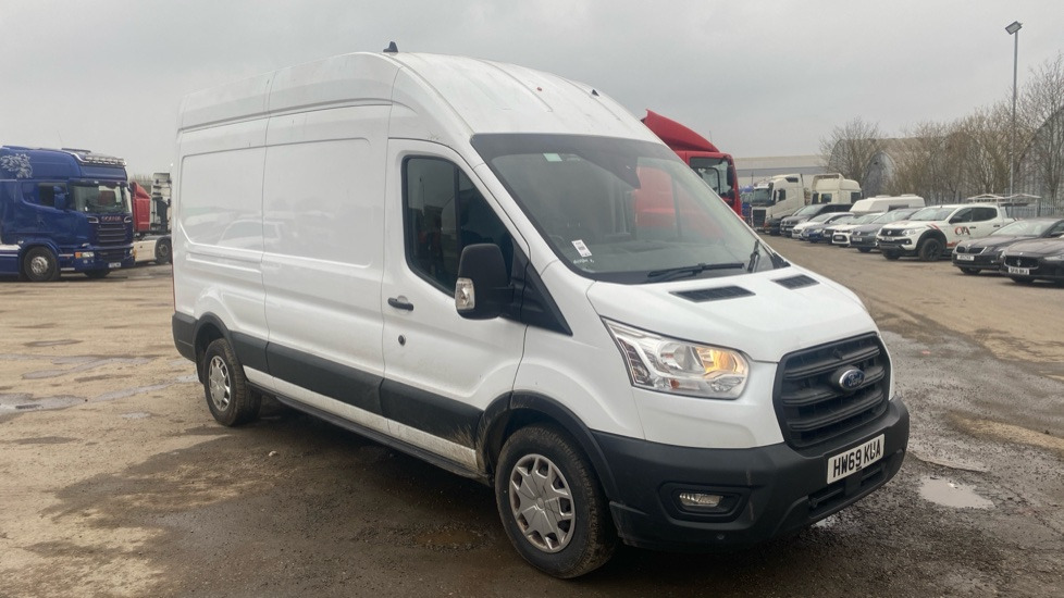 FORD TRANSIT 350 2.0 ECOBLUE TREND 130PS - فان: صورة 1 FORD TRANSIT 350 2.0 ECOBLUE TREND 130PS - فان: صورة 1