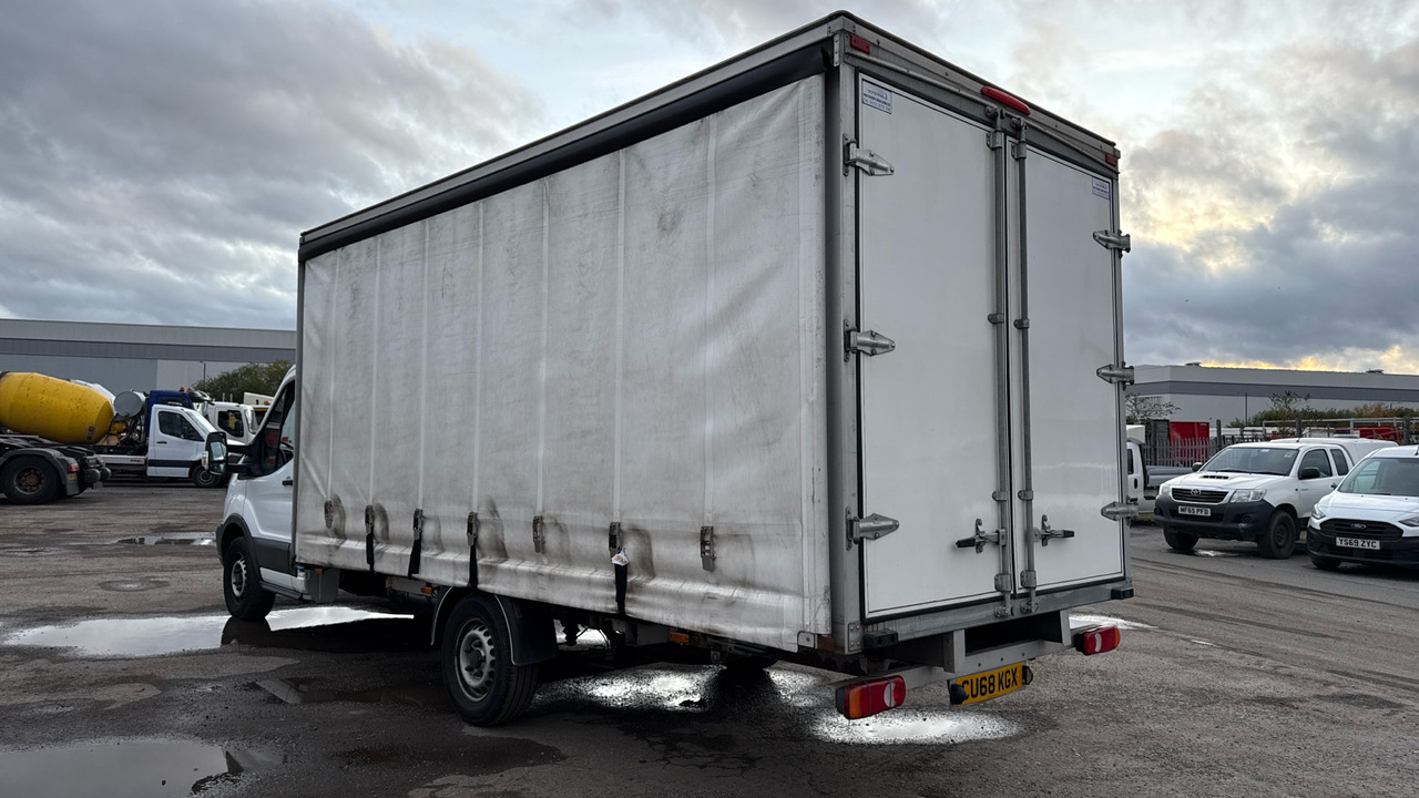 FORD TRANSIT 350 2.0 TDCI 130PS - شاحنة مغلقة بستائر جانبية: صورة 3 FORD TRANSIT 350 2.0 TDCI 130PS - شاحنة مغلقة بستائر جانبية: صورة 3