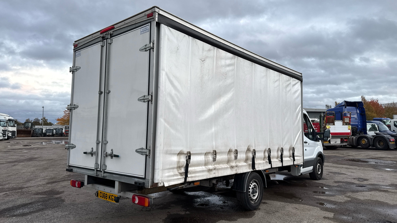 FORD TRANSIT 350 2.0 TDCI 130PS - شاحنة مغلقة بستائر جانبية: صورة 4 FORD TRANSIT 350 2.0 TDCI 130PS - شاحنة مغلقة بستائر جانبية: صورة 4