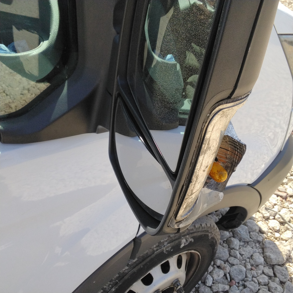 FORD TRANSIT 350 2.0 TDCI 130PS - شاحنة توصيل مفتوحة: صورة 3 FORD TRANSIT 350 2.0 TDCI 130PS - شاحنة توصيل مفتوحة: صورة 3