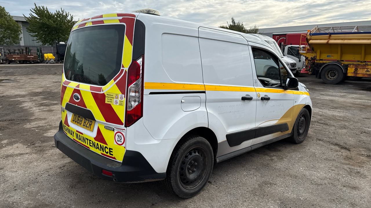 FORD TRANSIT CONNECT 220 1.5 ECOBLUE 120PS - فان المدمجة: صورة 4 FORD TRANSIT CONNECT 220 1.5 ECOBLUE 120PS - فان المدمجة: صورة 4