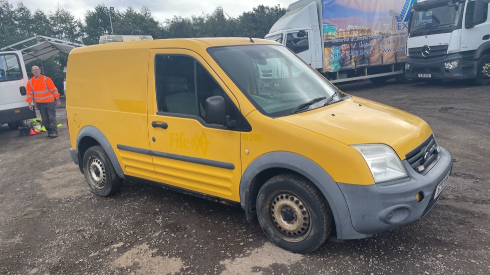 FORD TRANSIT CONNECT T200 1.8 TDCI 75PS - فان المدمجة: صورة 1 FORD TRANSIT CONNECT T200 1.8 TDCI 75PS - فان المدمجة: صورة 1