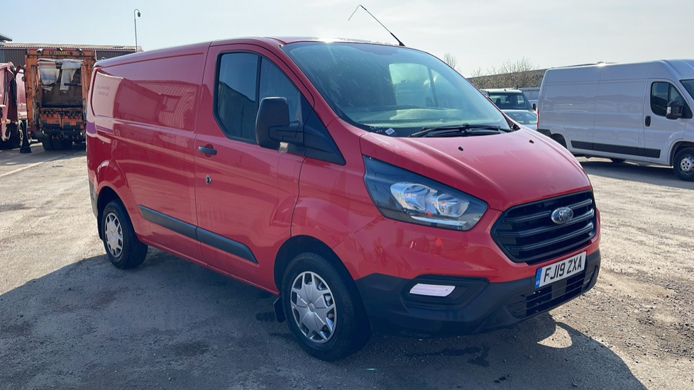FORD TRANSIT CUSTOM 280 2.0TDCI BASE 130PS - فان: صورة 3 FORD TRANSIT CUSTOM 280 2.0TDCI BASE 130PS - فان: صورة 3