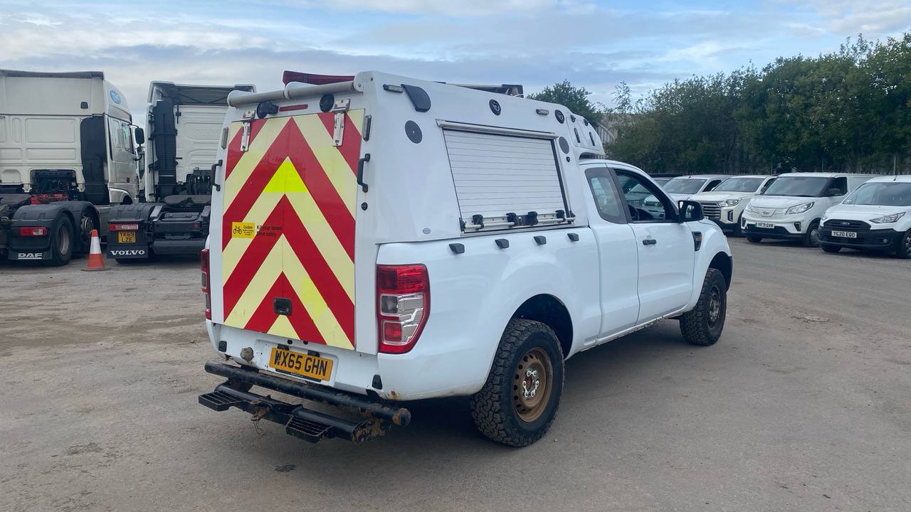 Ford Ranger XL 2.2 TDCi 150PS - شاحنة البيك أب: صورة 4 Ford Ranger XL 2.2 TDCi 150PS - شاحنة البيك أب: صورة 4