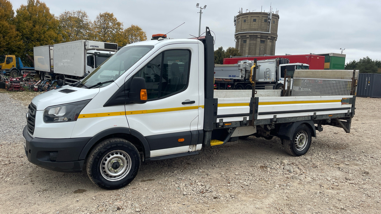 Ford Transit 350 2.0 TDCI 130PS - شاحنة توصيل مفتوحة: صورة 2 Ford Transit 350 2.0 TDCI 130PS - شاحنة توصيل مفتوحة: صورة 2