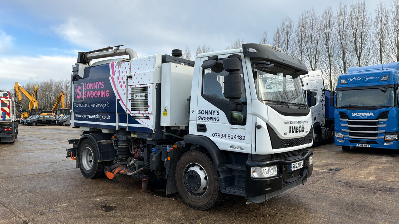 IVECO EUROCARGO 150-250 - سياره كنس شوارع: صورة 1 IVECO EUROCARGO 150-250 - سياره كنس شوارع: صورة 1