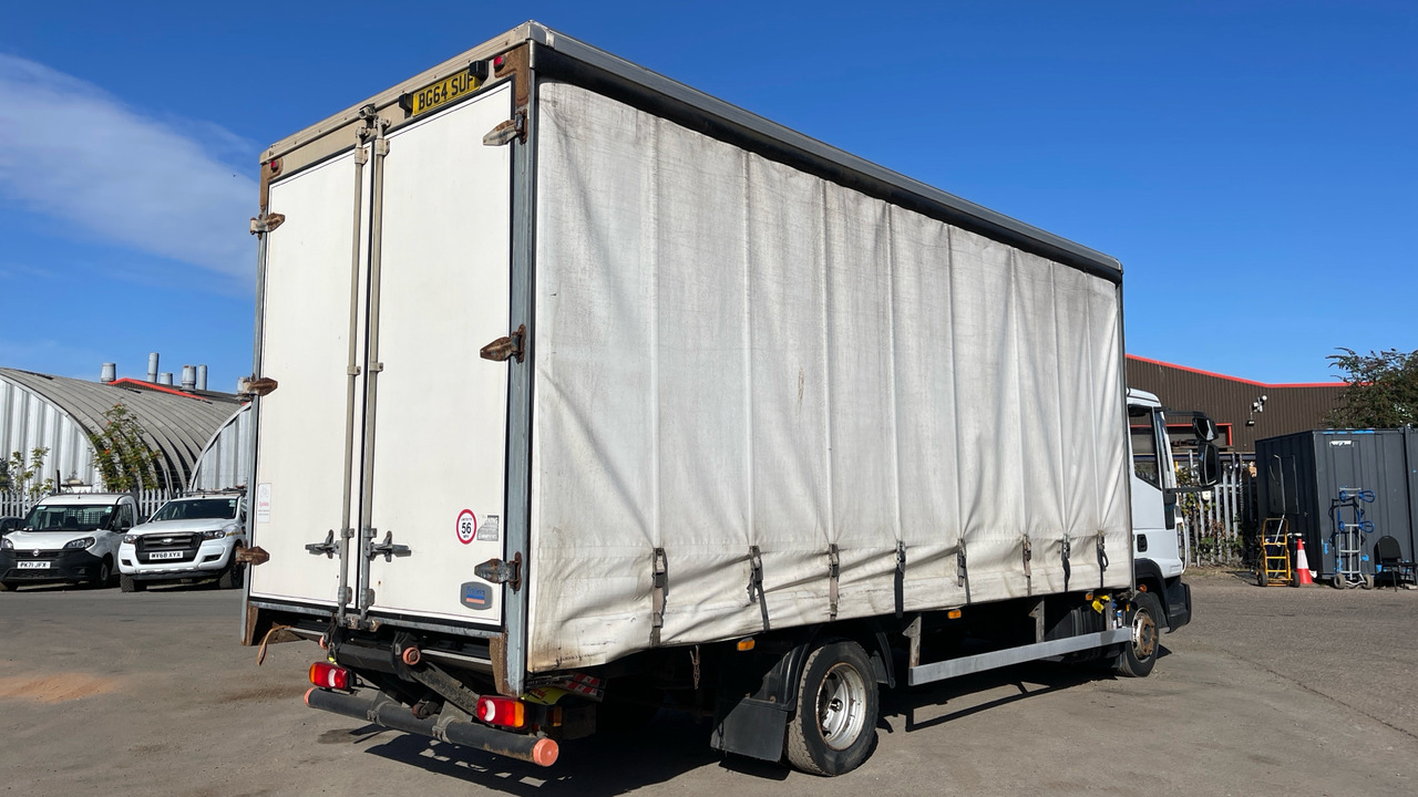 IVECO EUROCARGO 75E - شاحنة ذات ستائر جانبية: صورة 4 IVECO EUROCARGO 75E - شاحنة ذات ستائر جانبية: صورة 4