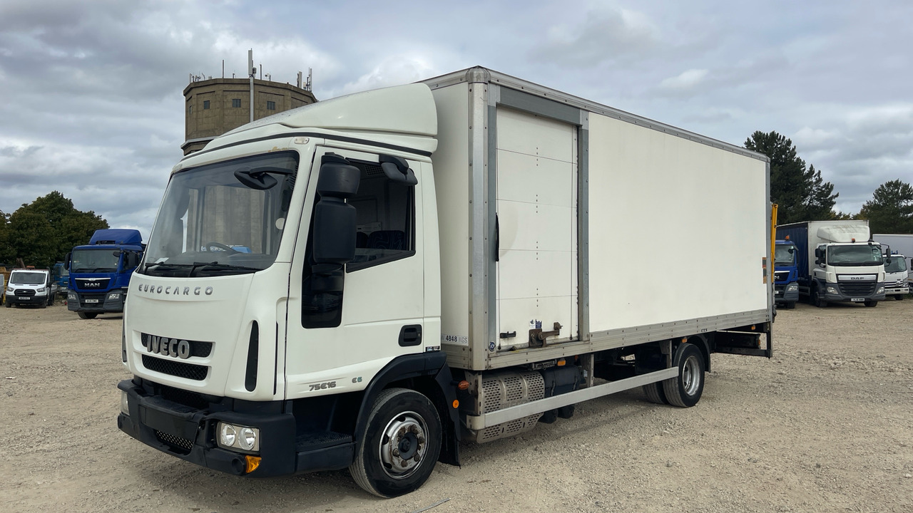 Iveco Eurocargo 75E16 - شاحنة صندوقية: صورة 2 Iveco Eurocargo 75E16 - شاحنة صندوقية: صورة 2
