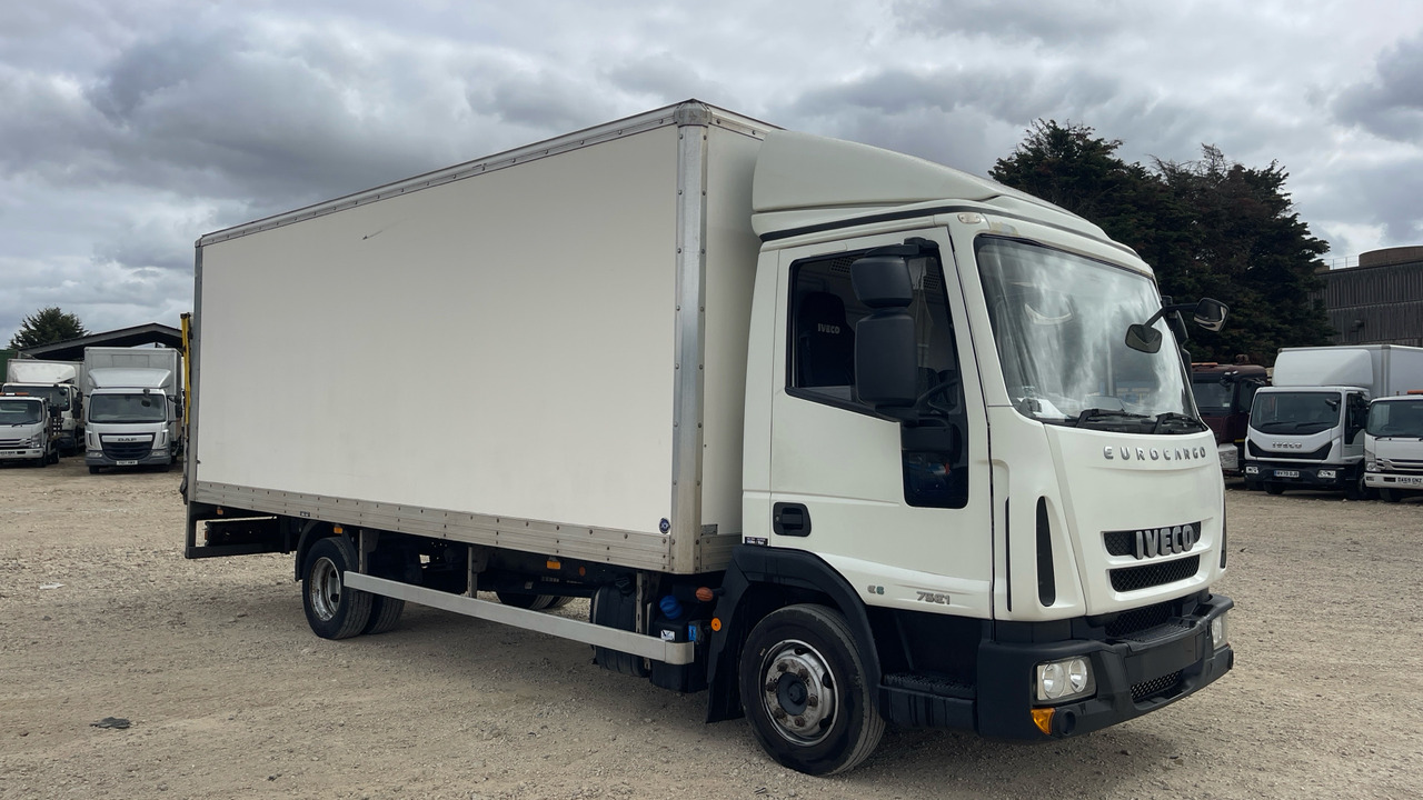 Iveco Eurocargo 75E16 - شاحنة صندوقية: صورة 1 Iveco Eurocargo 75E16 - شاحنة صندوقية: صورة 1