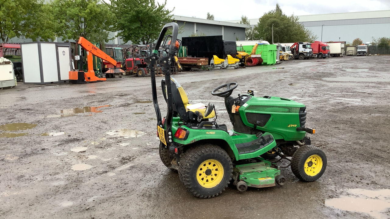 JOHN DEERE X949 - جزازة عشب الحدائق: صورة 4 JOHN DEERE X949 - جزازة عشب الحدائق: صورة 4
