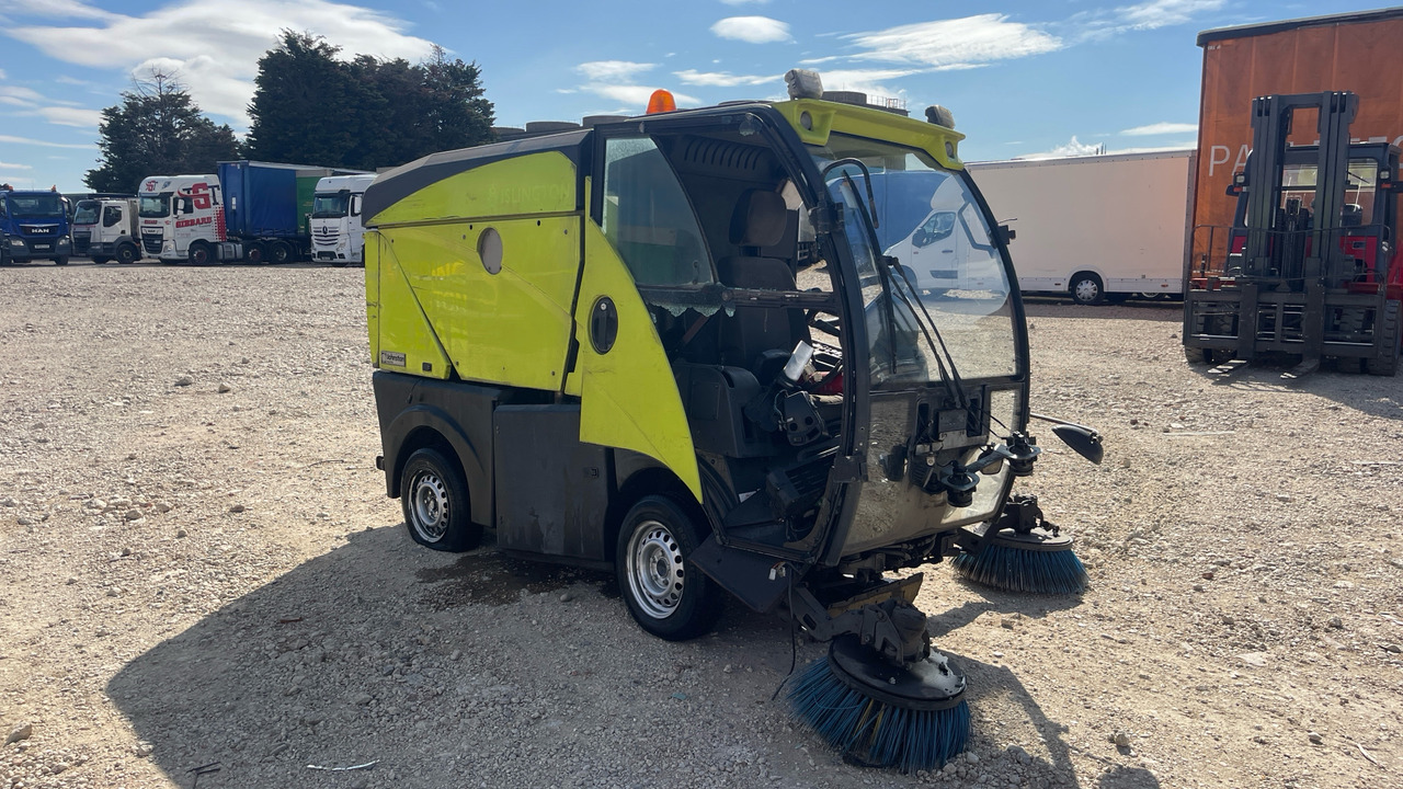 JOHNSTON - سياره كنس شوارع: صورة 2 JOHNSTON - سياره كنس شوارع: صورة 2