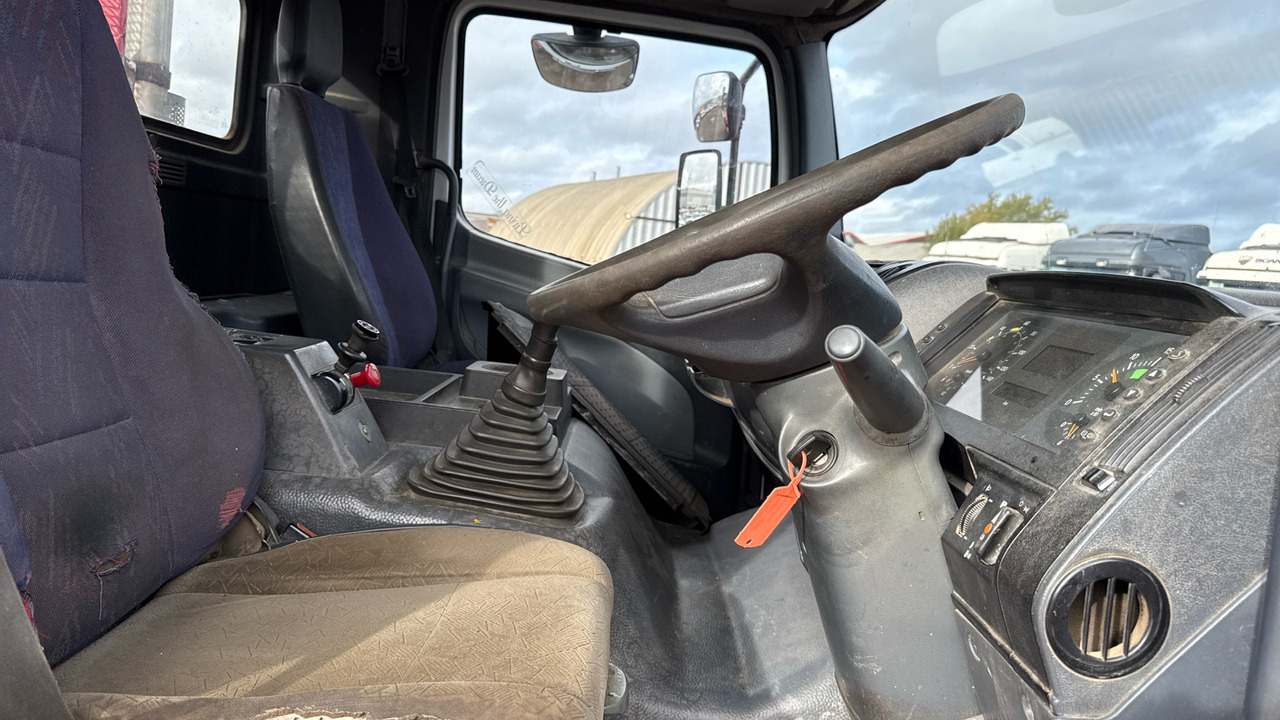 MERCEDES ATEGO 1823 - شاحنة لودر انزلاقي: صورة 5 MERCEDES ATEGO 1823 - شاحنة لودر انزلاقي: صورة 5