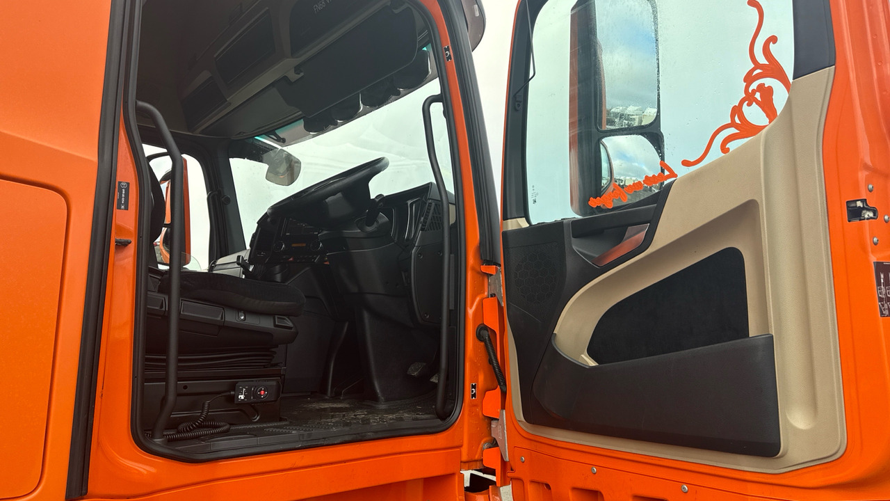 MERCEDES-BENZ ACTROS 1845 - رأس تريلا: صورة 5 MERCEDES-BENZ ACTROS 1845 - رأس تريلا: صورة 5