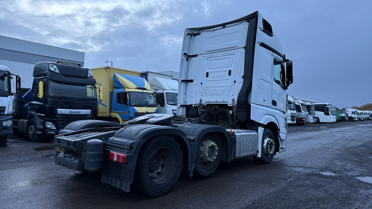 MERCEDES-BENZ ACTROS 6 - رأس تريلا: صورة 4 MERCEDES-BENZ ACTROS 6 - رأس تريلا: صورة 4