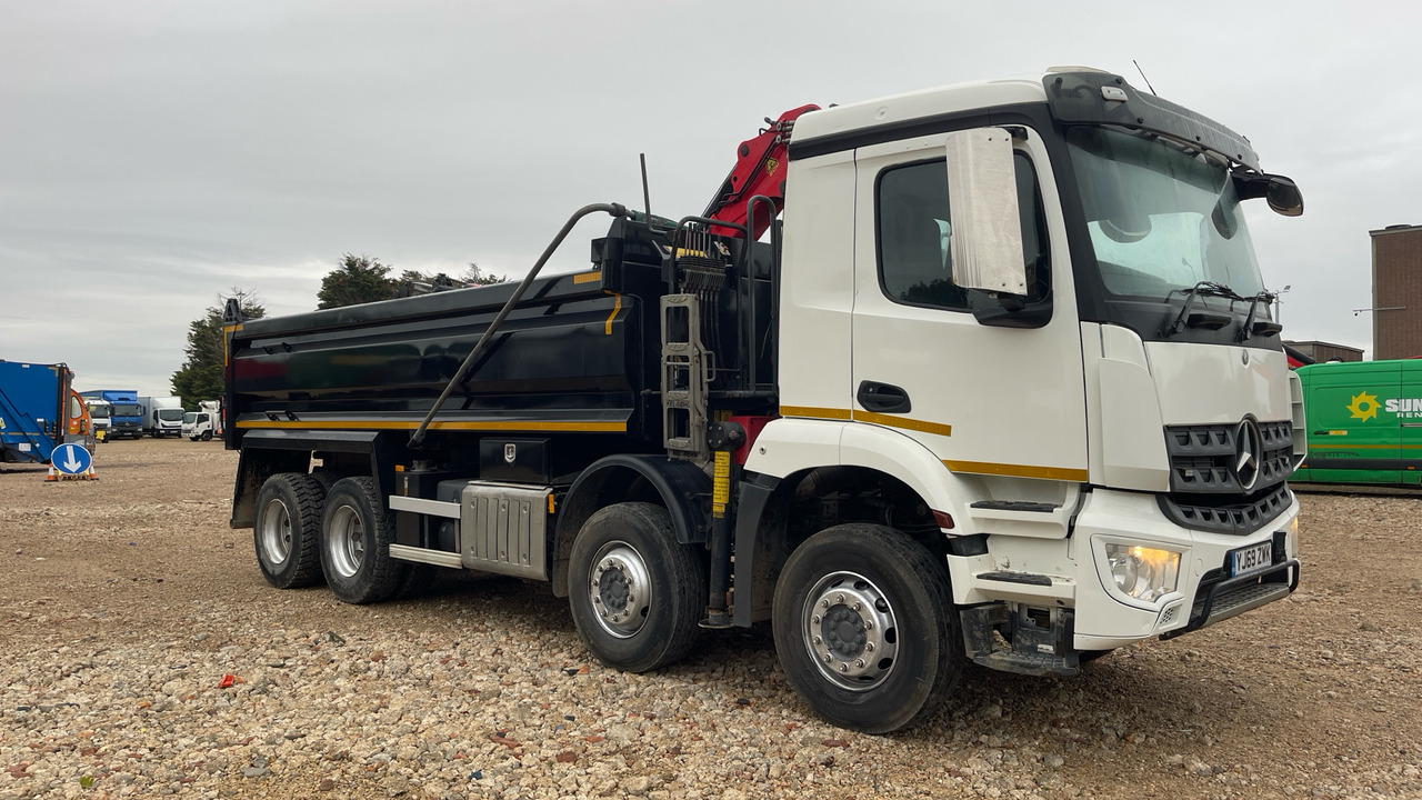 MERCEDES-BENZ AROCS - شاحنة قلاب, شاحنة كرين: صورة 1 MERCEDES-BENZ AROCS - شاحنة قلاب, شاحنة كرين: صورة 1