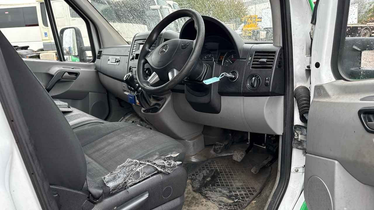 MERCEDES-BENZ SPRINTER 313 CDI - شاحنة بهيكل معدني للمقصورة: صورة 5 MERCEDES-BENZ SPRINTER 313 CDI - شاحنة بهيكل معدني للمقصورة: صورة 5
