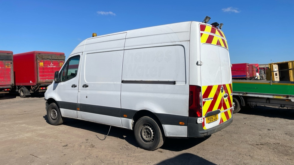 MERCEDES-BENZ SPRINTER 316 CDI - فان: صورة 4 MERCEDES-BENZ SPRINTER 316 CDI - فان: صورة 4