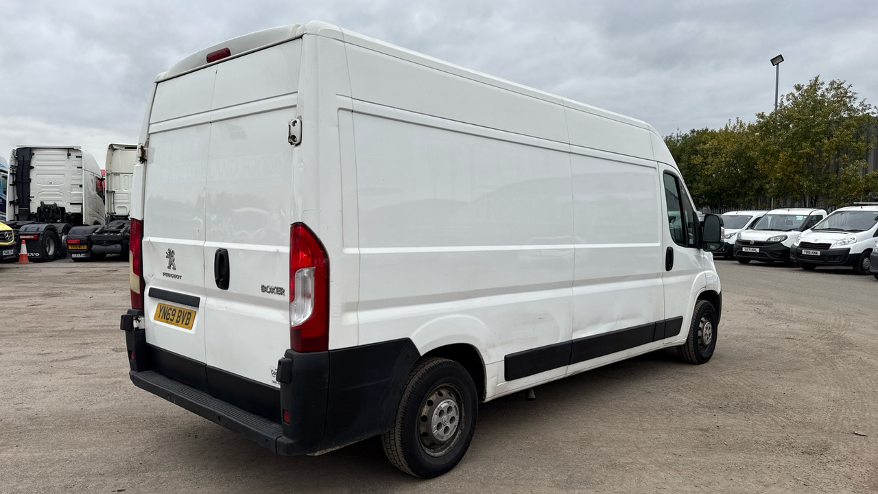 PEUGEOT BOXER 355 2.0 BlueHDi 130ps - شاحنة توصيل مبردة: صورة 4 PEUGEOT BOXER 355 2.0 BlueHDi 130ps - شاحنة توصيل مبردة: صورة 4