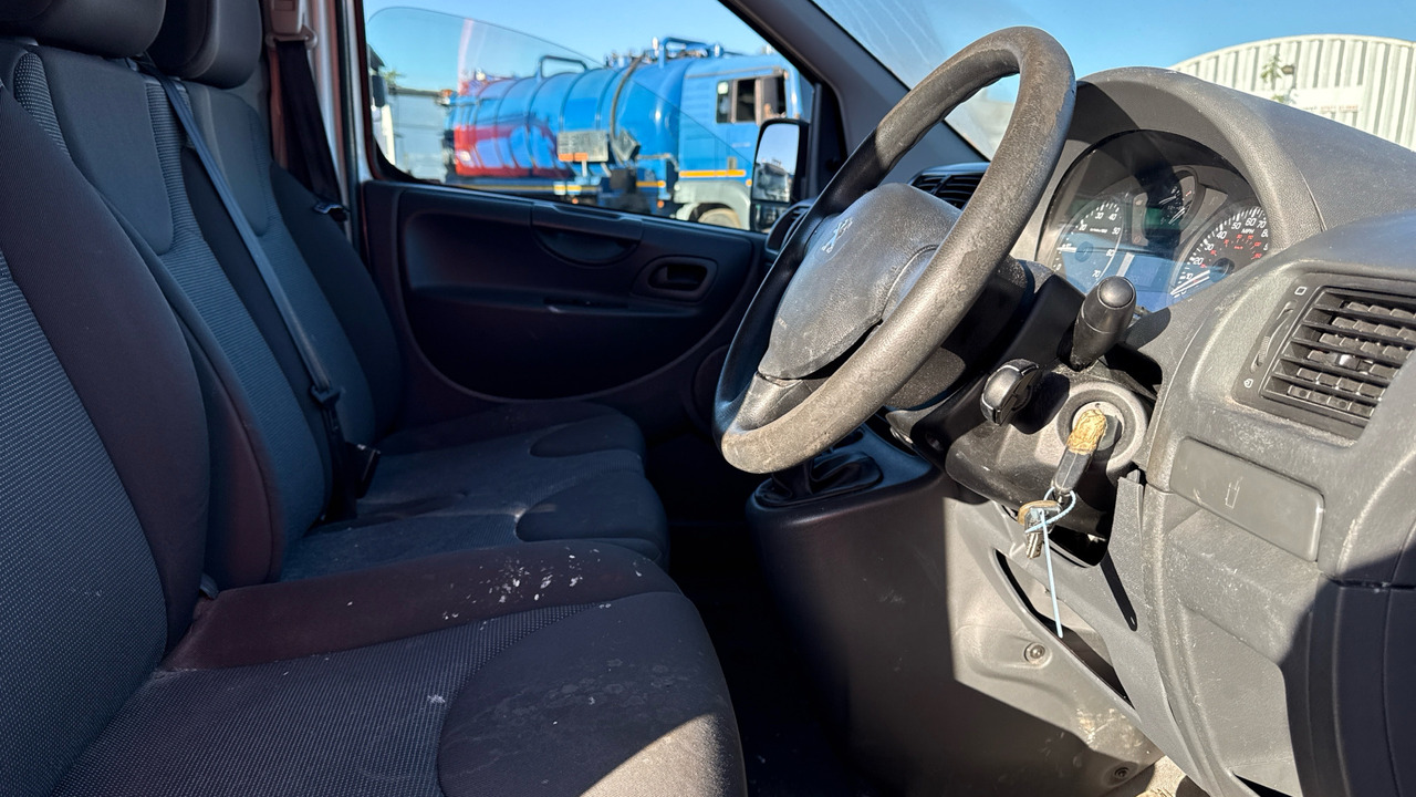 PEUGEOT EXPERT 1000 1.6 HDI 90PS - فان المدمجة: صورة 5 PEUGEOT EXPERT 1000 1.6 HDI 90PS - فان المدمجة: صورة 5