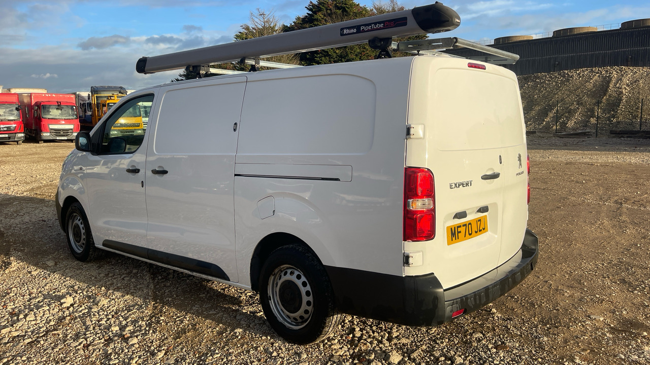 PEUGEOT EXPERT PROFESSIONAL 1.5 BLUEHDI - فان: صورة 3 PEUGEOT EXPERT PROFESSIONAL 1.5 BLUEHDI - فان: صورة 3