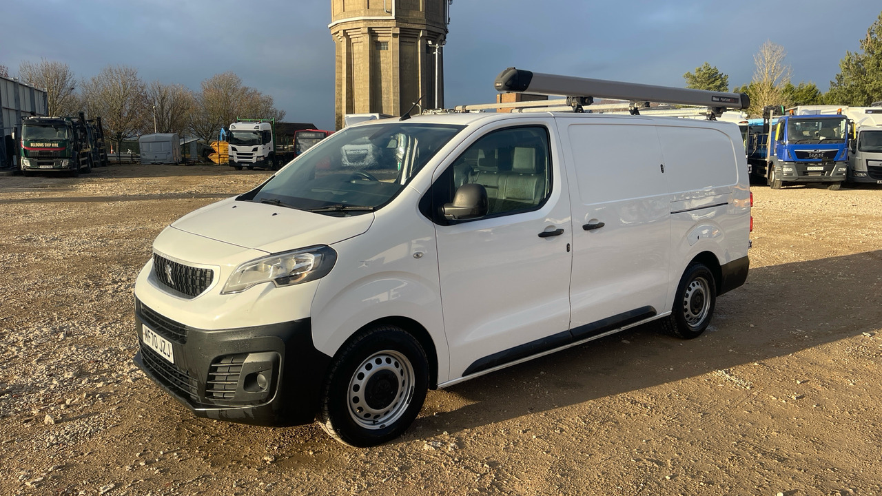 PEUGEOT EXPERT PROFESSIONAL 1.5 BLUEHDI - فان: صورة 2 PEUGEOT EXPERT PROFESSIONAL 1.5 BLUEHDI - فان: صورة 2