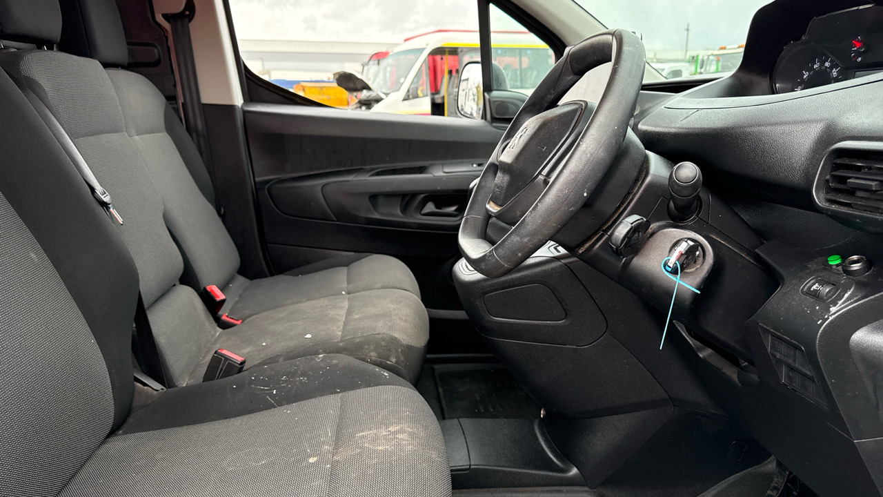 PEUGEOT PARTNER 1000 1.5 BlueHDi 100PS - فان المدمجة: صورة 5 PEUGEOT PARTNER 1000 1.5 BlueHDi 100PS - فان المدمجة: صورة 5