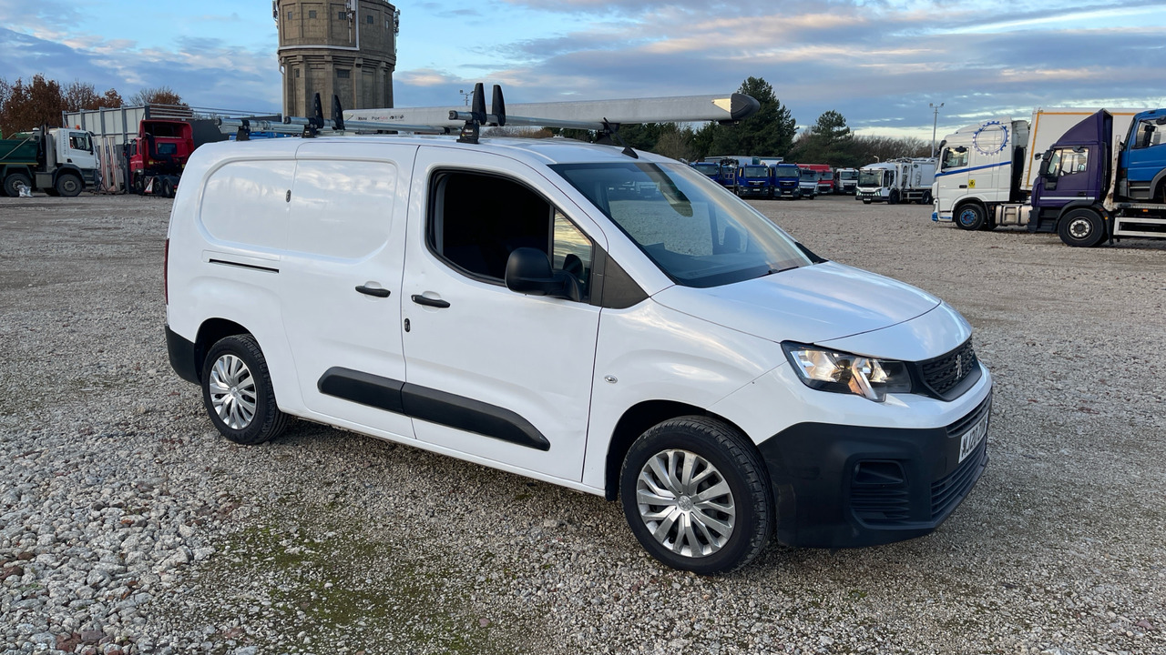 PEUGEOT PARTNER 850 1.5 BLUE HDI 100PS - فان المدمجة: صورة 1 PEUGEOT PARTNER 850 1.5 BLUE HDI 100PS - فان المدمجة: صورة 1