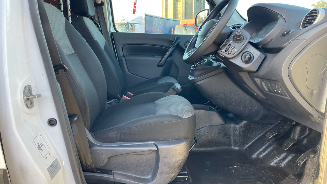 RENAULT KANGOO 1.5 DCI 95PS - فان المدمجة: صورة 5 RENAULT KANGOO 1.5 DCI 95PS - فان المدمجة: صورة 5