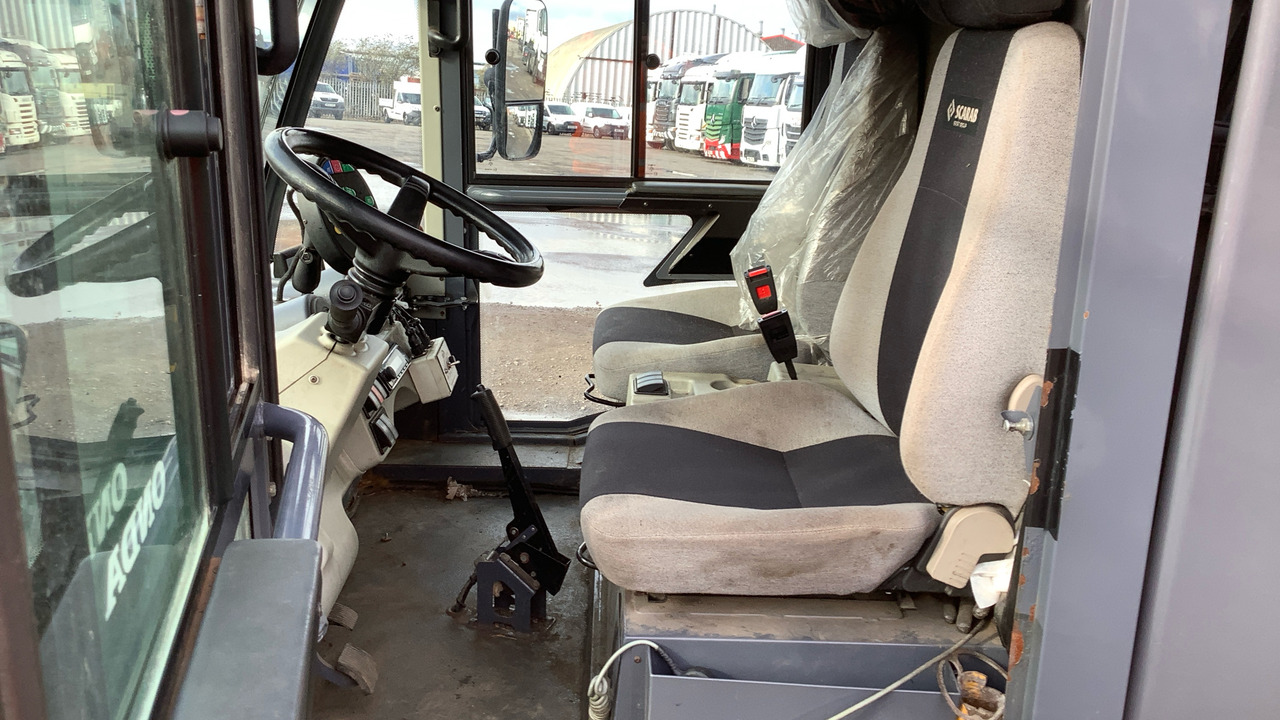 SCARAB MINOR M25H - سياره كنس شوارع: صورة 5 SCARAB MINOR M25H - سياره كنس شوارع: صورة 5