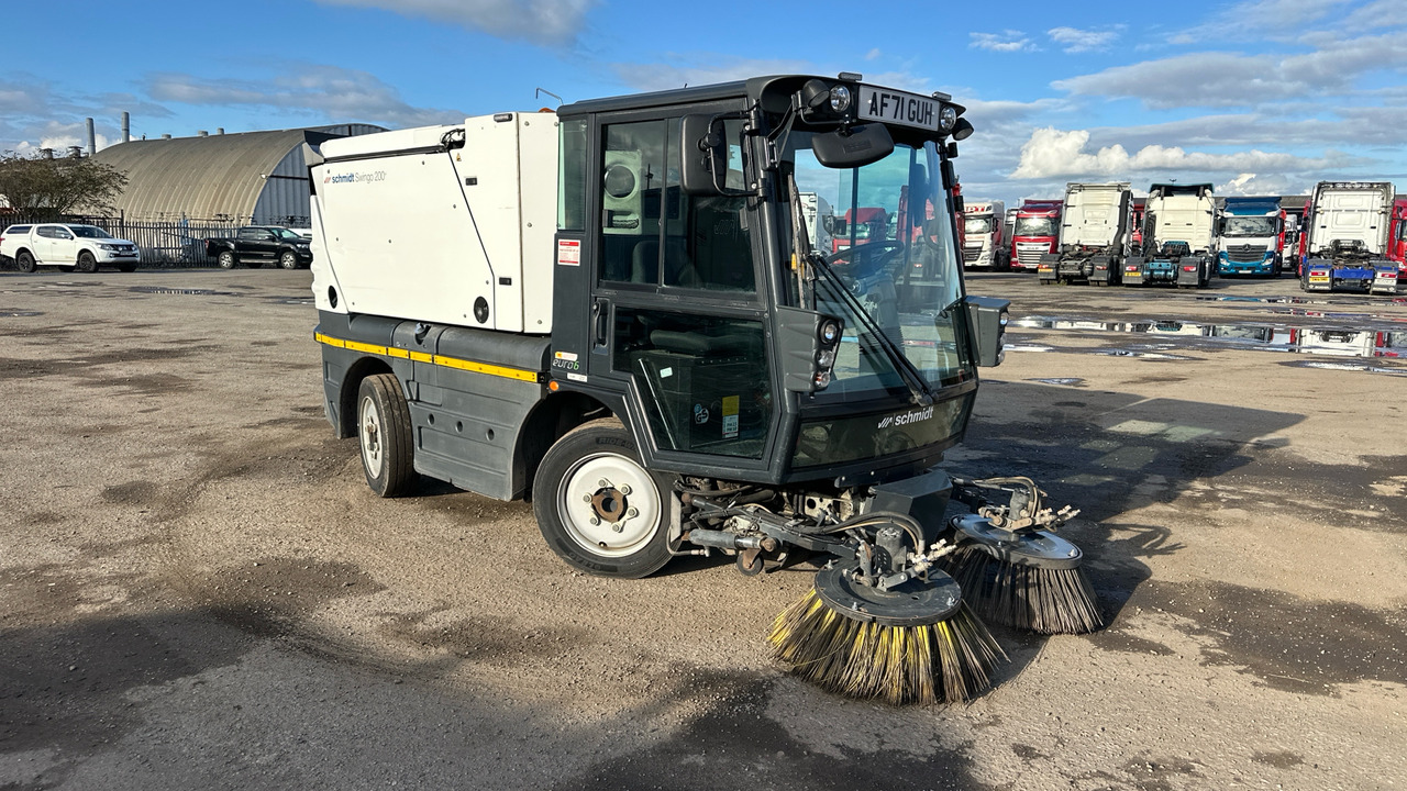 SCHMIDT SWINGO 200 - سياره كنس شوارع: صورة 1 SCHMIDT SWINGO 200 - سياره كنس شوارع: صورة 1